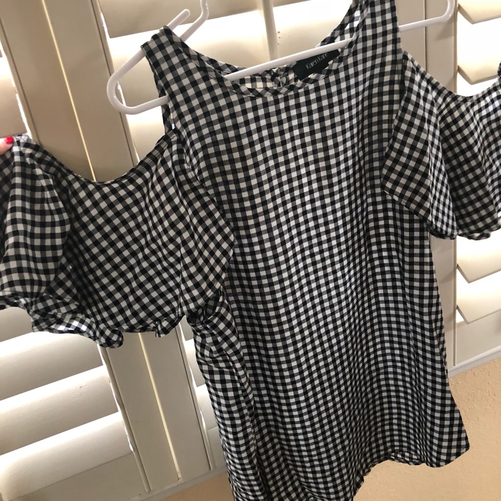 Bell sleeve top